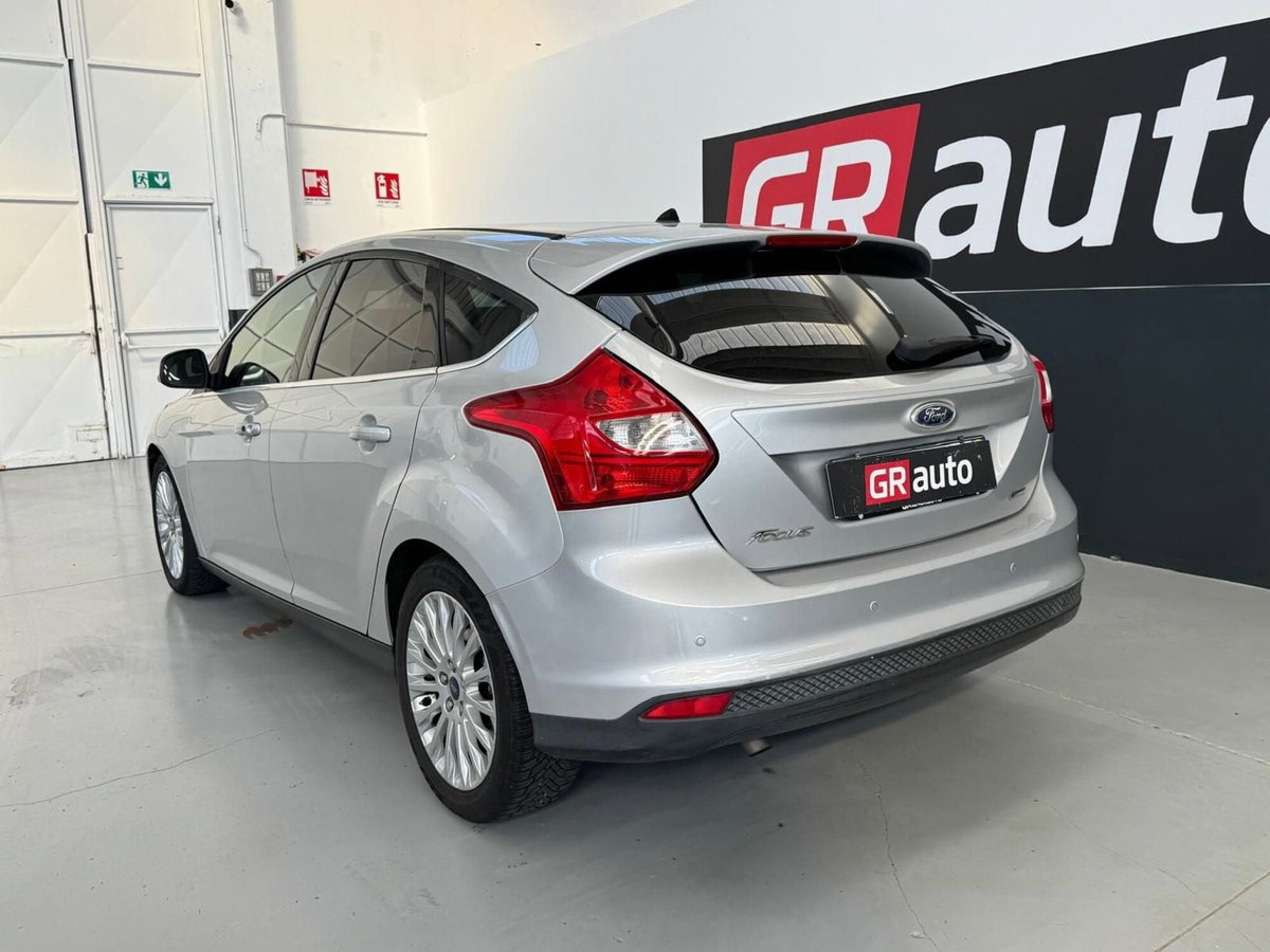 Ford Focus 1.6 TDCi 115 CV Titanium (7)