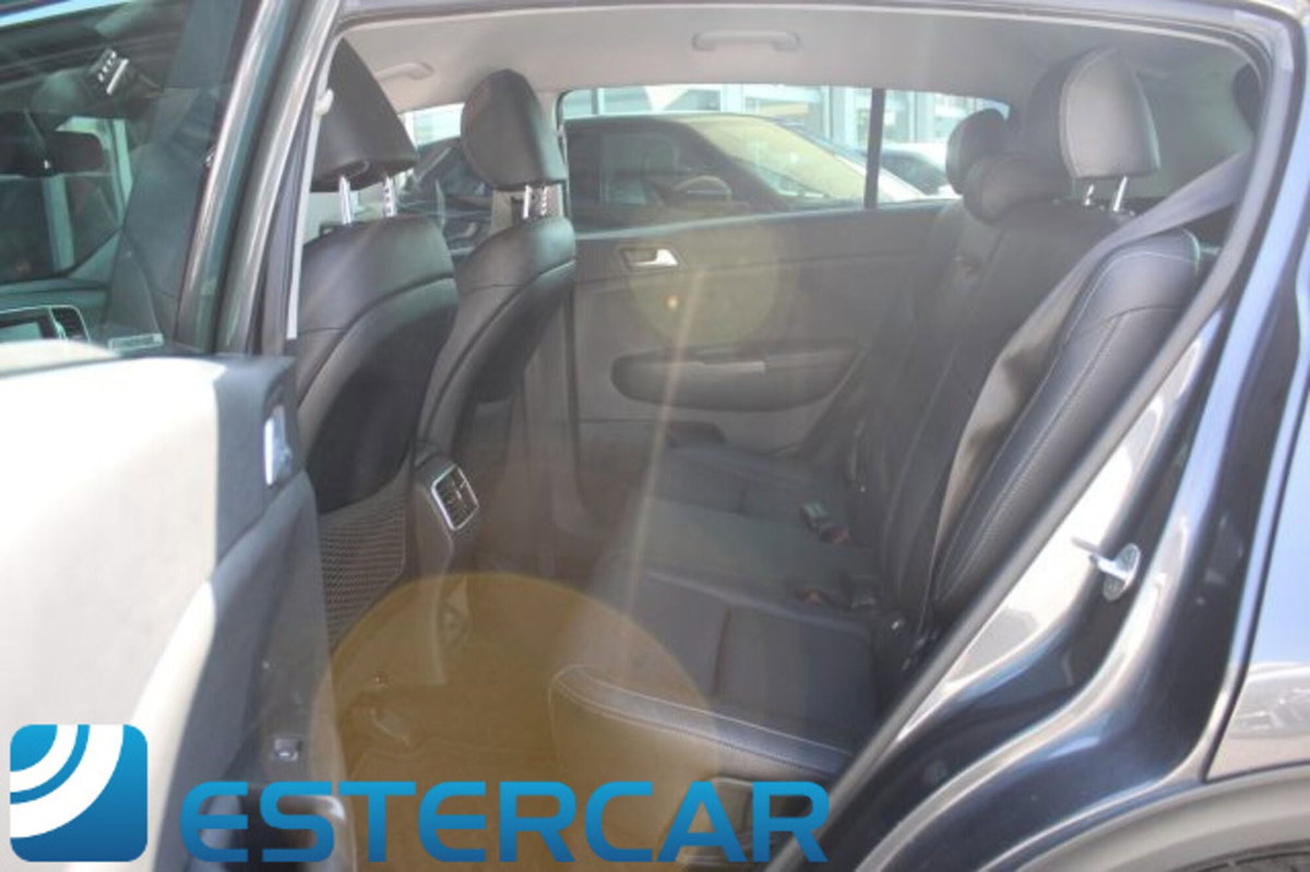 Kia Sportage 2.0 CRDI AWD Rebel (20)