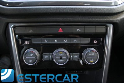 Volkswagen T-Roc 2.0 tdi R-Line 4motion 150cv dsg (12)