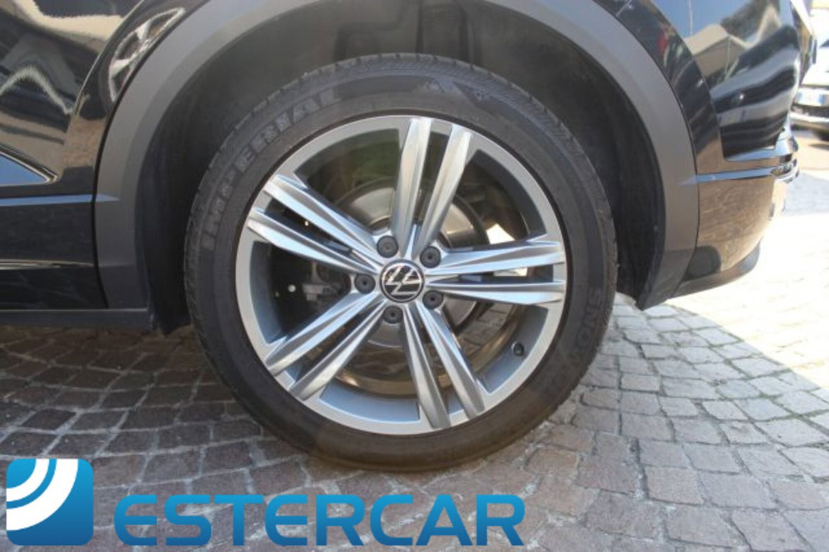 Volkswagen T-Roc 2.0 tdi R-Line 4motion 150cv dsg (19)