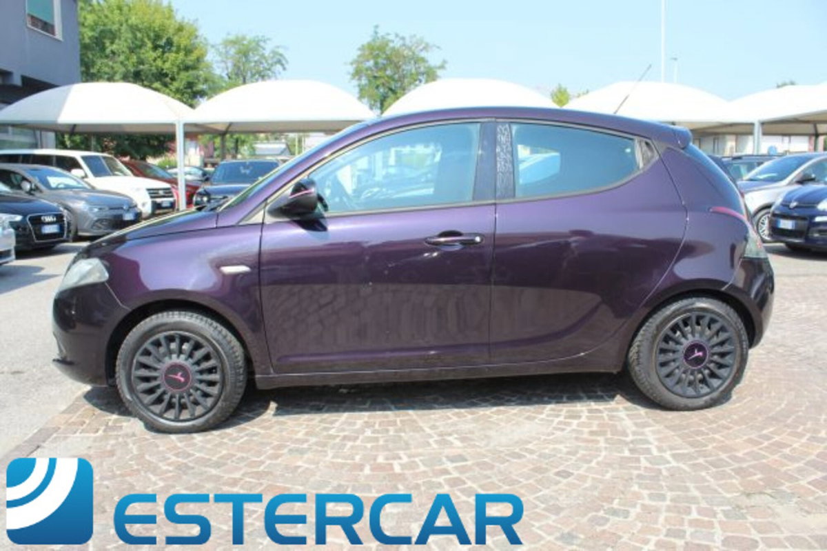 Lancia Ypsilon 1.2 69 CV 5 porte GPL Ecochic Elefantino (16)