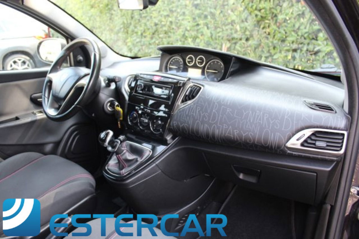 Lancia Ypsilon 1.2 69 CV 5 porte GPL Ecochic Elefantino (6)