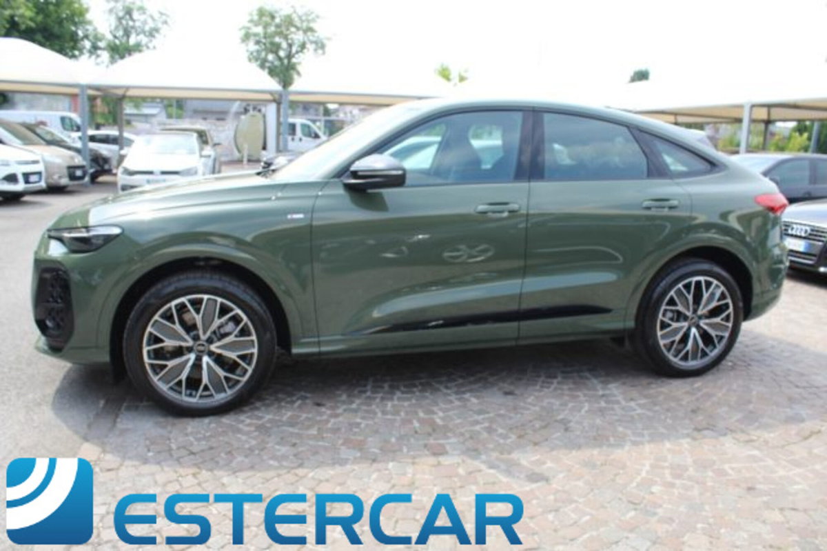 Audi Q5 Sportback 2.0 tdi mhev+ Launch Edition S line quattro 204cv s-tronic (17)