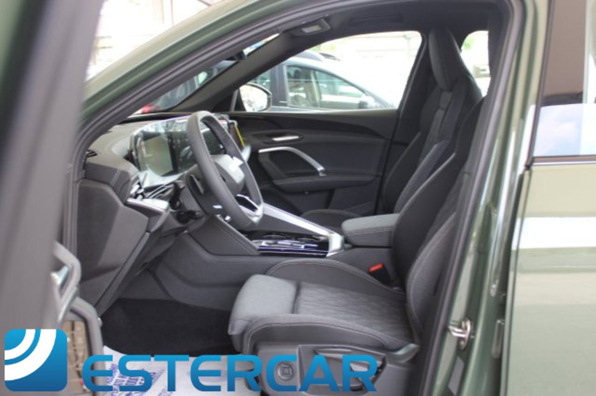 Audi Q5 Sportback 2.0 tdi mhev+ Launch Edition S line quattro 204cv s-tronic (4)