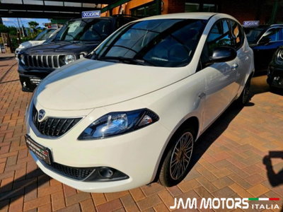 Lancia Ypsilon 1.0 FireFly 5 porte S&S Hybrid Gold Plus usata