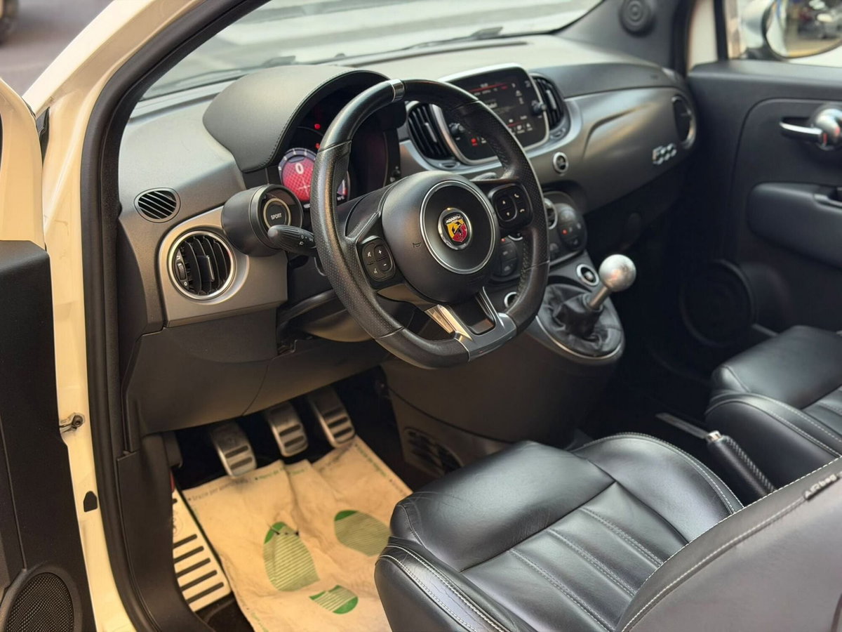 Abarth 595 595 1.4 Turbo T-Jet 165 CV Turismo (11)