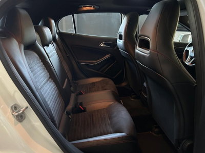 Mercedes-Benz GLA SUV 200 CDI Premium (8)