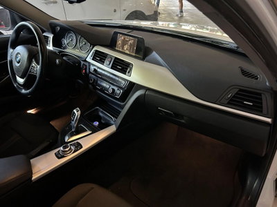 BMW Serie 3 Touring 316d  Luxury (11)