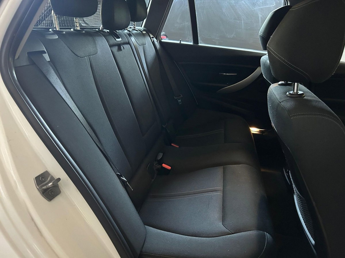 BMW Serie 3 Touring 316d  Luxury (9)