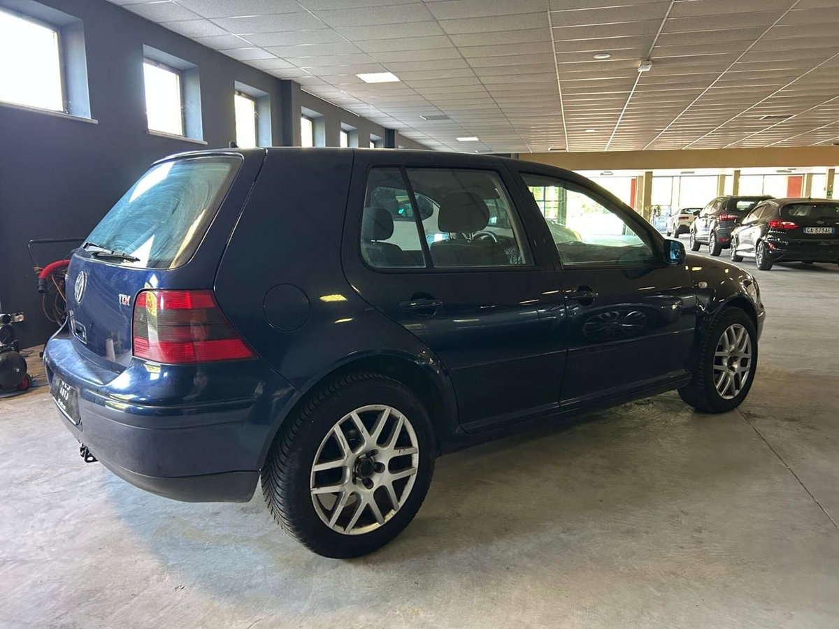 Volkswagen Golf 1.9 TDI/130 CV cat 5p. Highline (3)