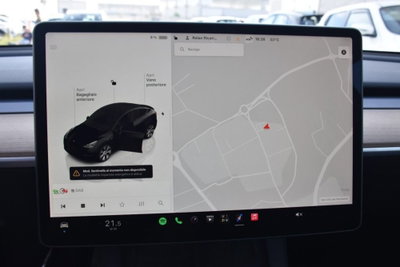 Tesla Model Y Long Range Dual Motor awd (10)