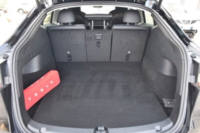 Tesla Model Y Long Range Dual Motor awd (15)