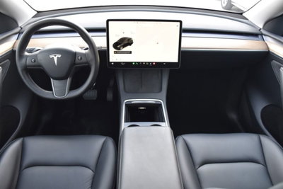 Tesla Model Y Long Range Dual Motor awd (7)