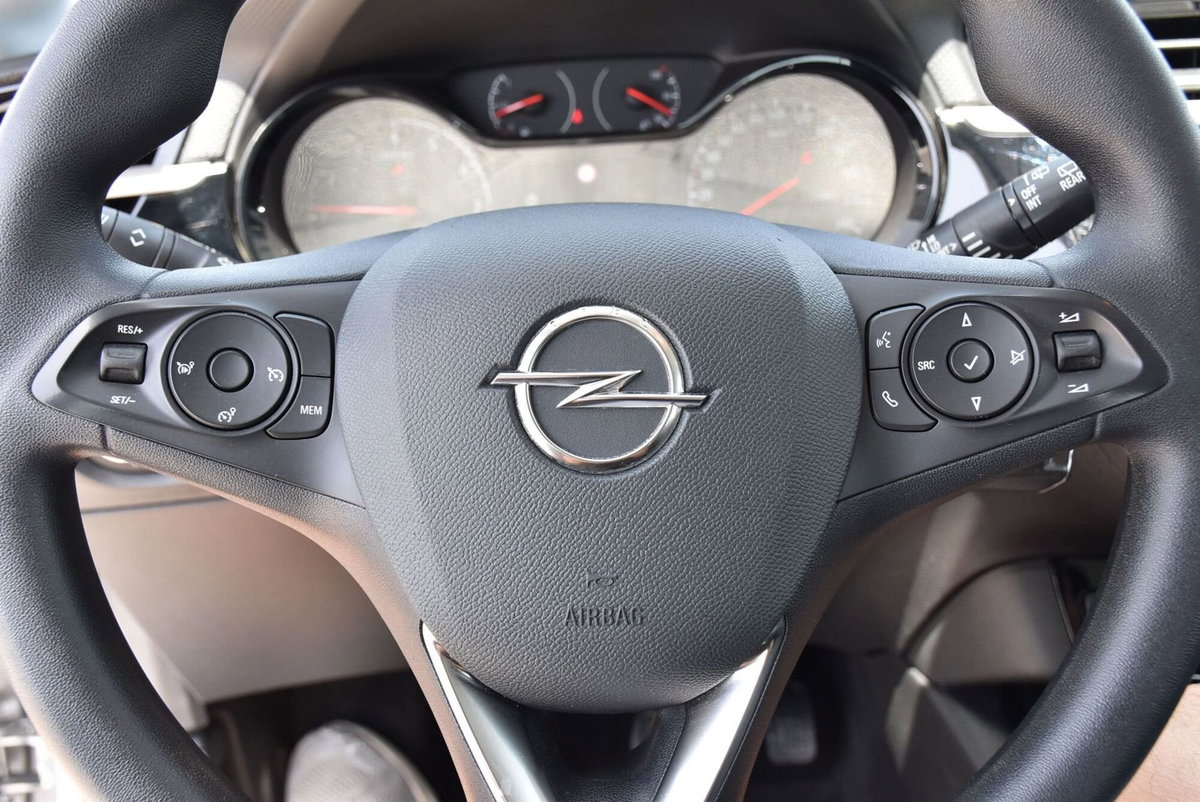 Opel Corsa 1.2 100 CV Edition (11)