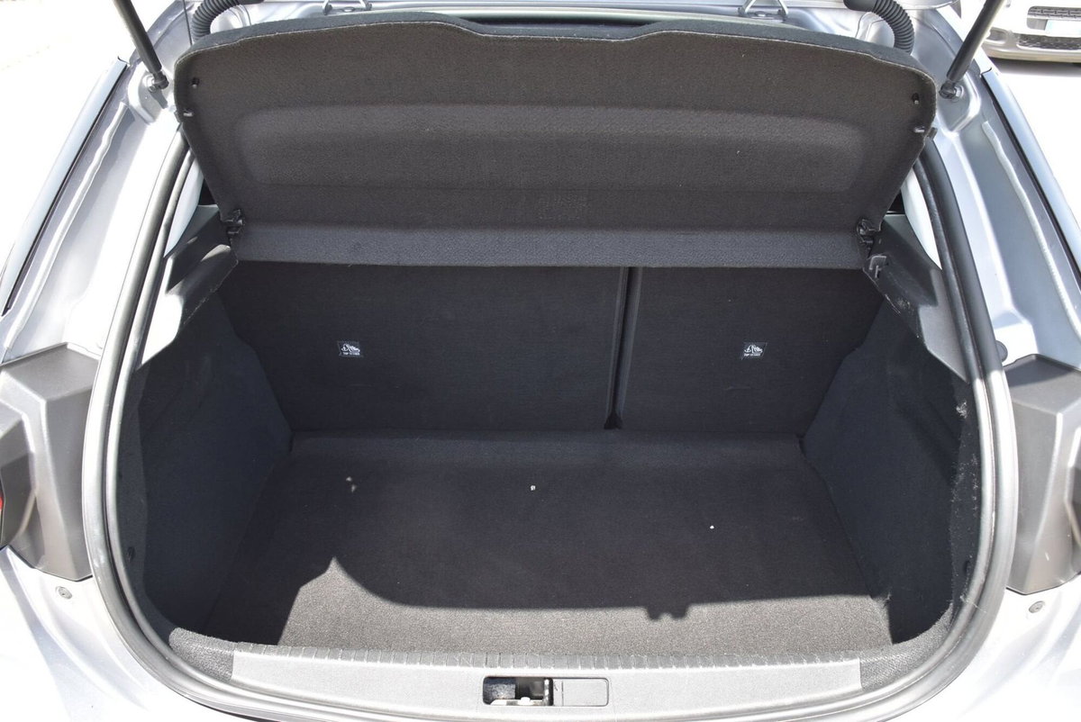 Opel Corsa 1.2 100 CV Edition (13)
