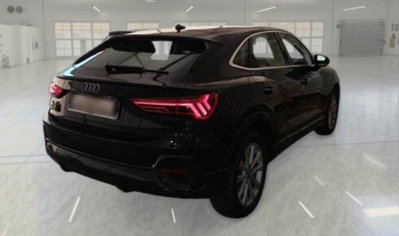 Audi Q3 Sportback 35 TDI quattro S tronic Business Plus (2)