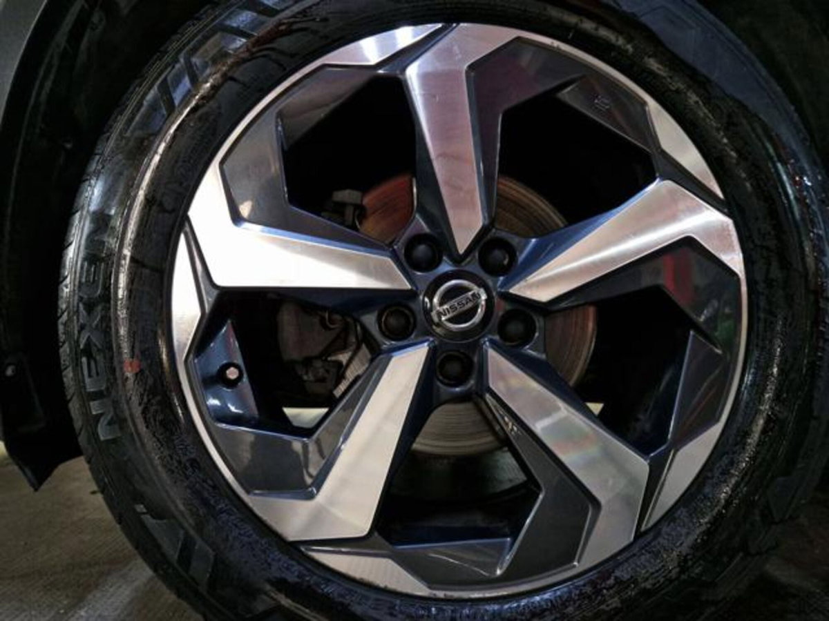 Nissan Qashqai MHEV 158 CV Xtronic Premiere Edition (6)
