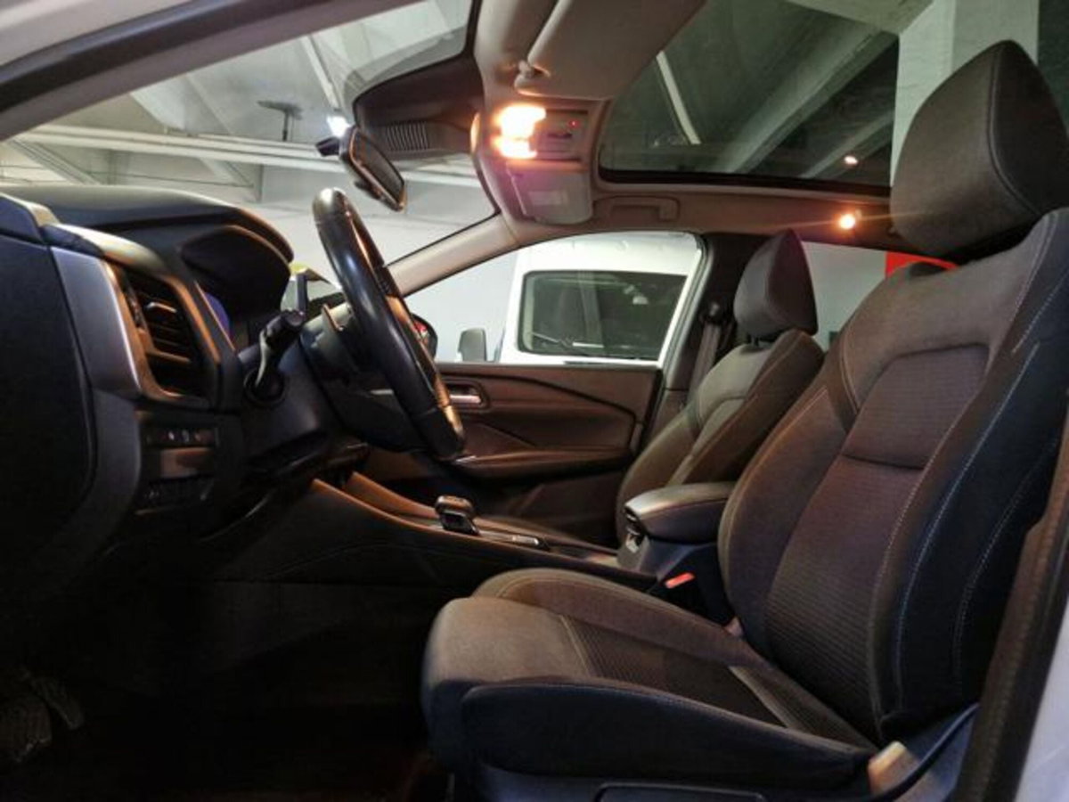 Nissan Qashqai MHEV 158 CV Xtronic Premiere Edition (7)