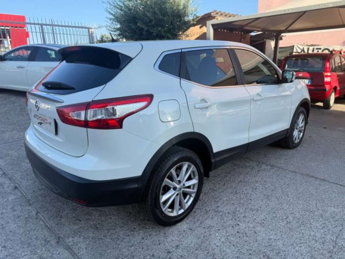 Nissan Qashqai 1.6 DIG-T Acenta (6)