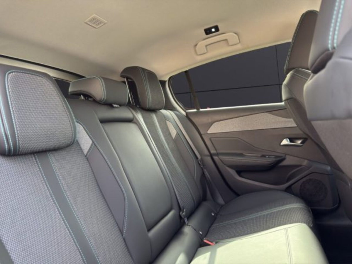 Peugeot 308 PureTech Turbo 130 S&S Allure Pack (19)