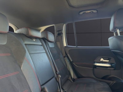 Mercedes-Benz GLB 200 d Automatic 4Matic Premium (19)