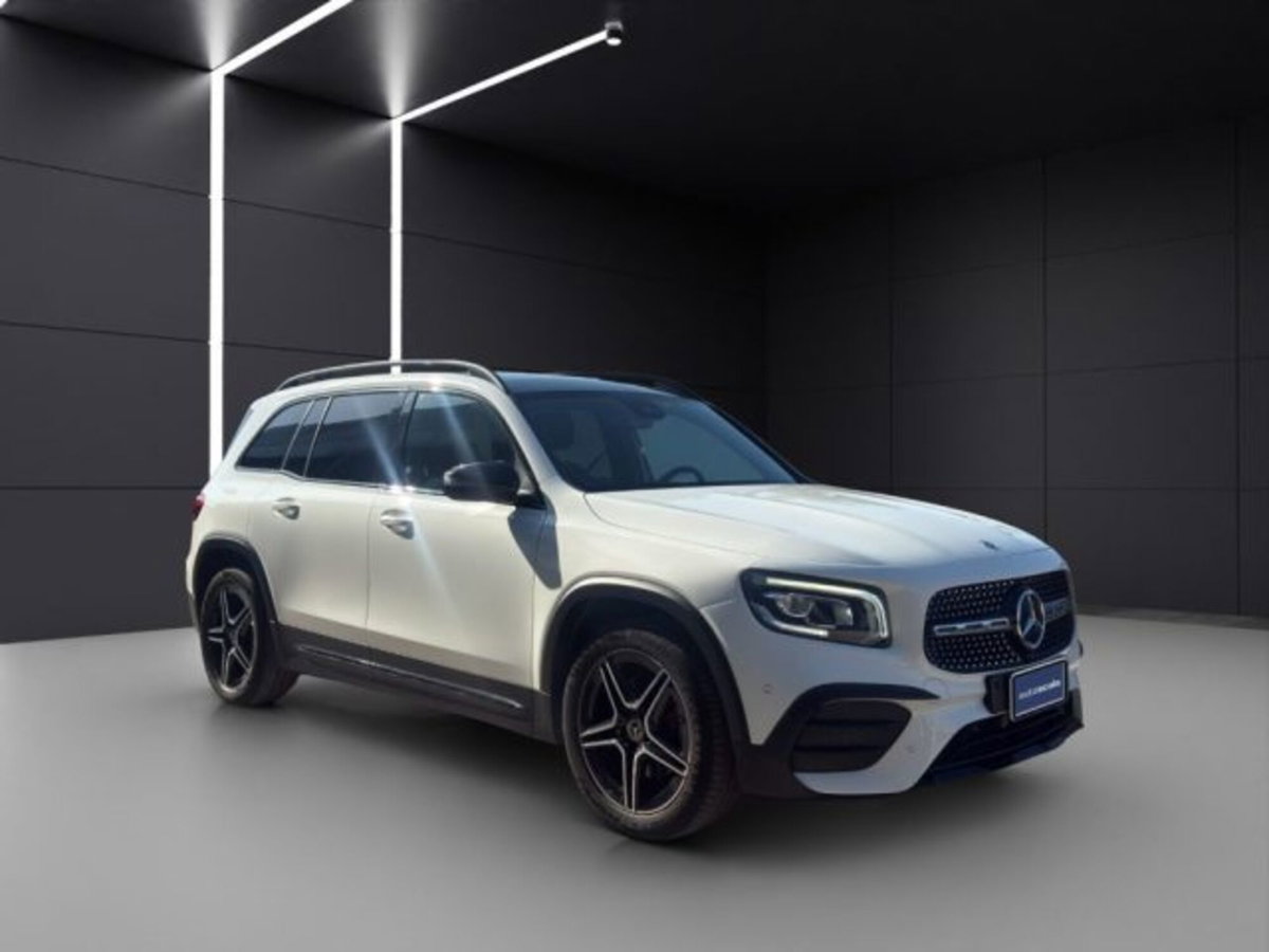Mercedes-Benz GLB 200 d Automatic 4Matic Premium (7)