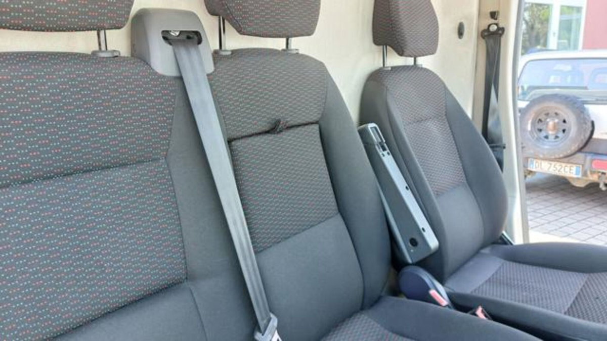 Citroen Jumper Furgone 35 BlueHDi 140 S&S PLM-TA Furgone Heavy Business (14)