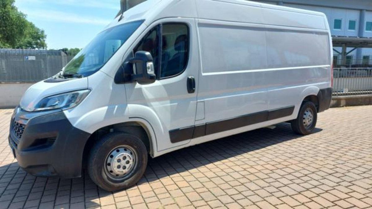 Citroen Jumper Furgone 35 BlueHDi 140 S&S PLM-TA Furgone Heavy Business (2)