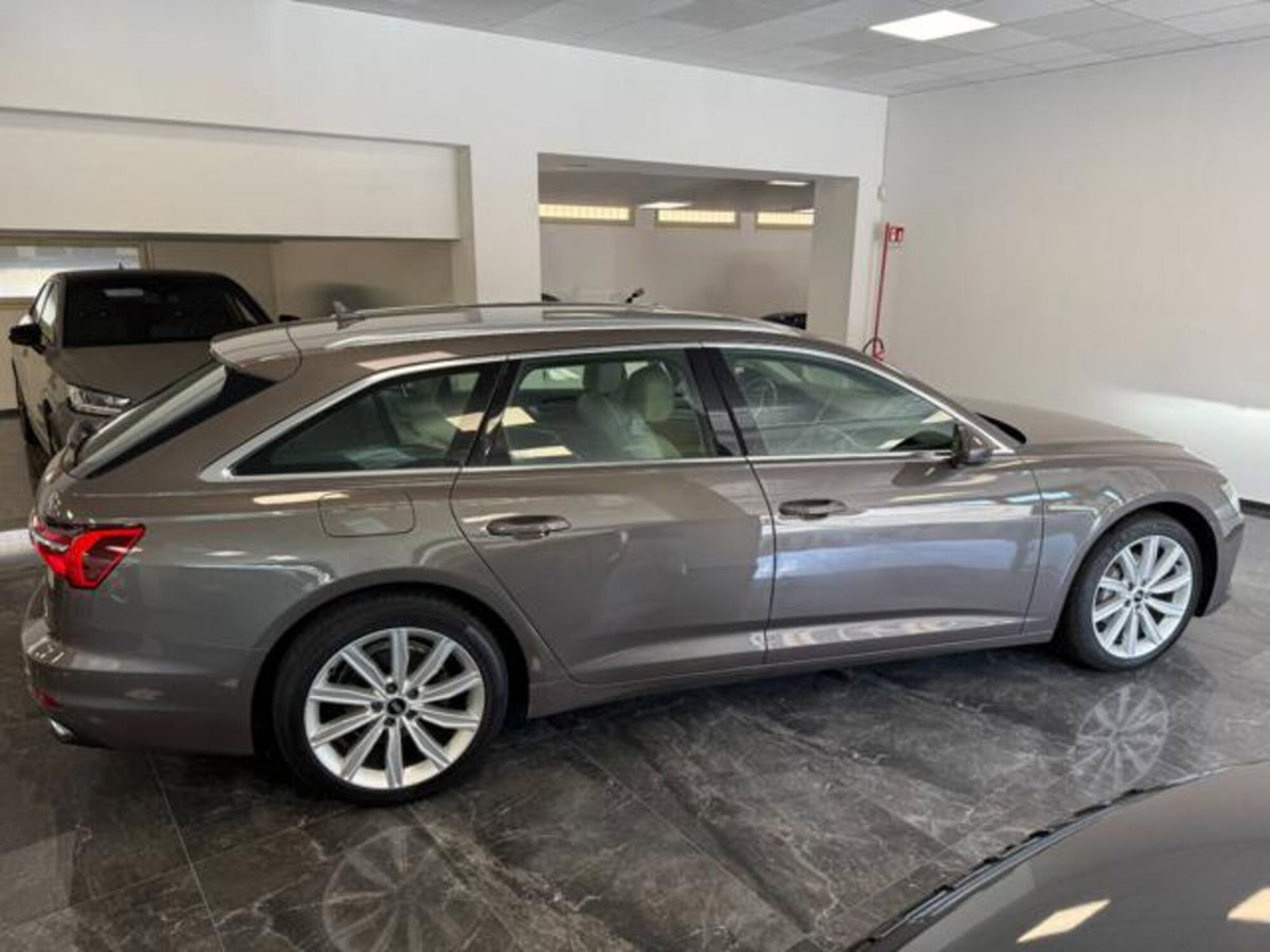 Audi A6 Avant 40 2.0 TDI quattro ultra S tronic Business (9)