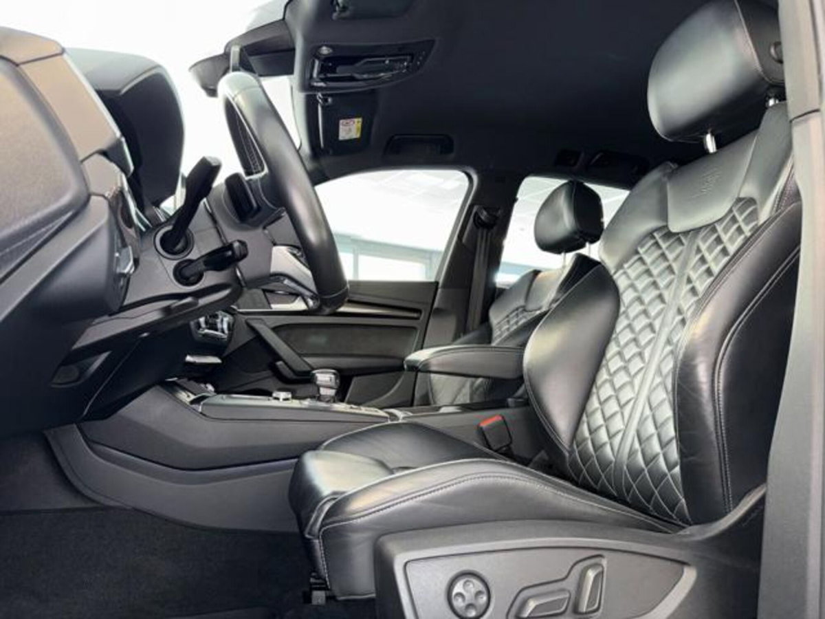 Audi SQ5 TDI quattro tiptronic (3)