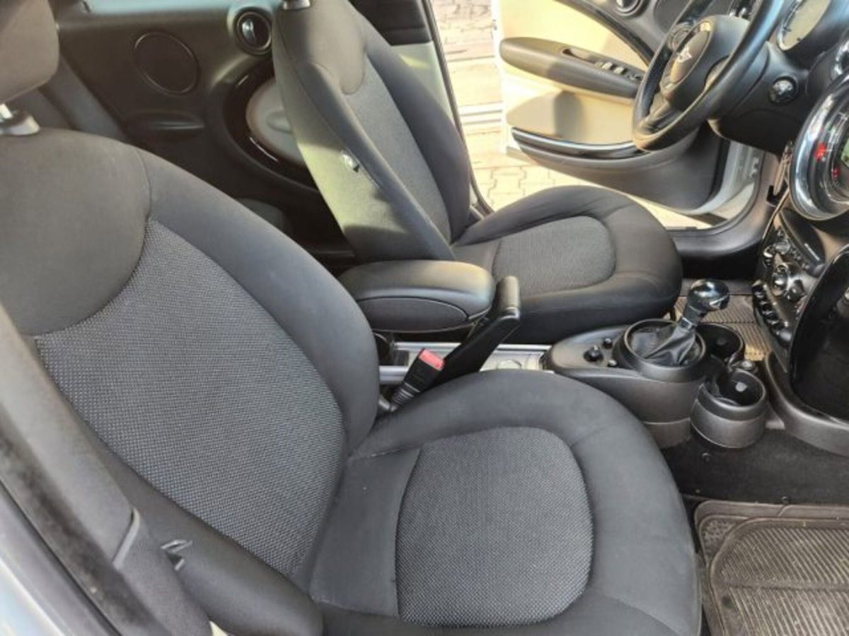 MINI Mini Countryman 2.0 Cooper D Countryman Automatica (13)
