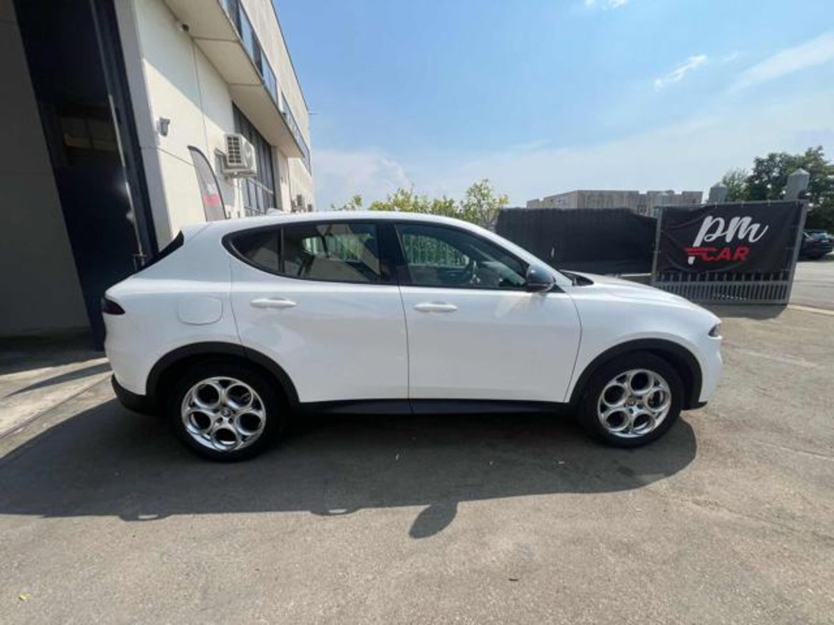 Alfa Romeo Tonale 1.5 hybrid Sprint 130cv tct7 (4)