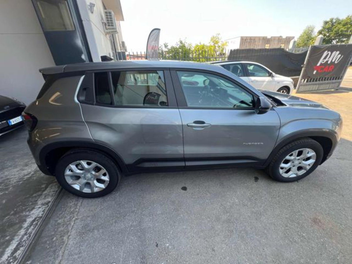 Jeep Avenger 1.2 turbo Altitude fwd 100cv (4)