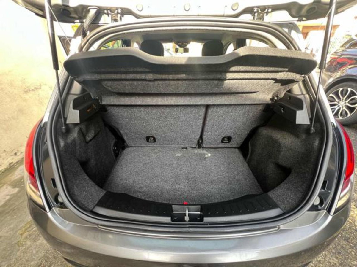 Lancia Ypsilon 1.3 MJT 16V 95 CV 5 porte S&S Gold (13)