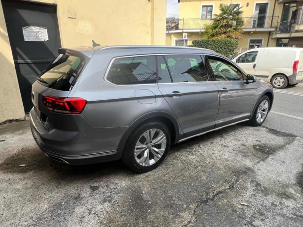 Volkswagen Passat Variant Alltrack 2.0 TDI 190 CV 4MOTION DSG BMT (5)