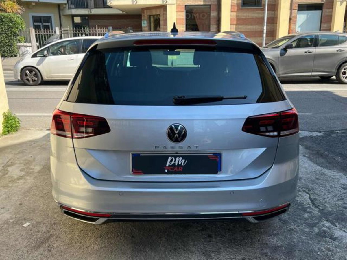 Volkswagen Passat Variant 2.0 TDI SCR EVO DSG Executive (6)