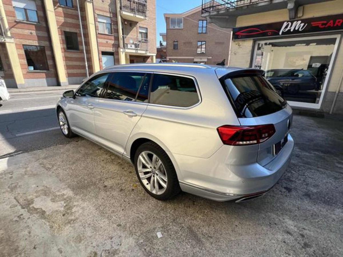 Volkswagen Passat Variant 2.0 TDI SCR EVO DSG Executive (7)