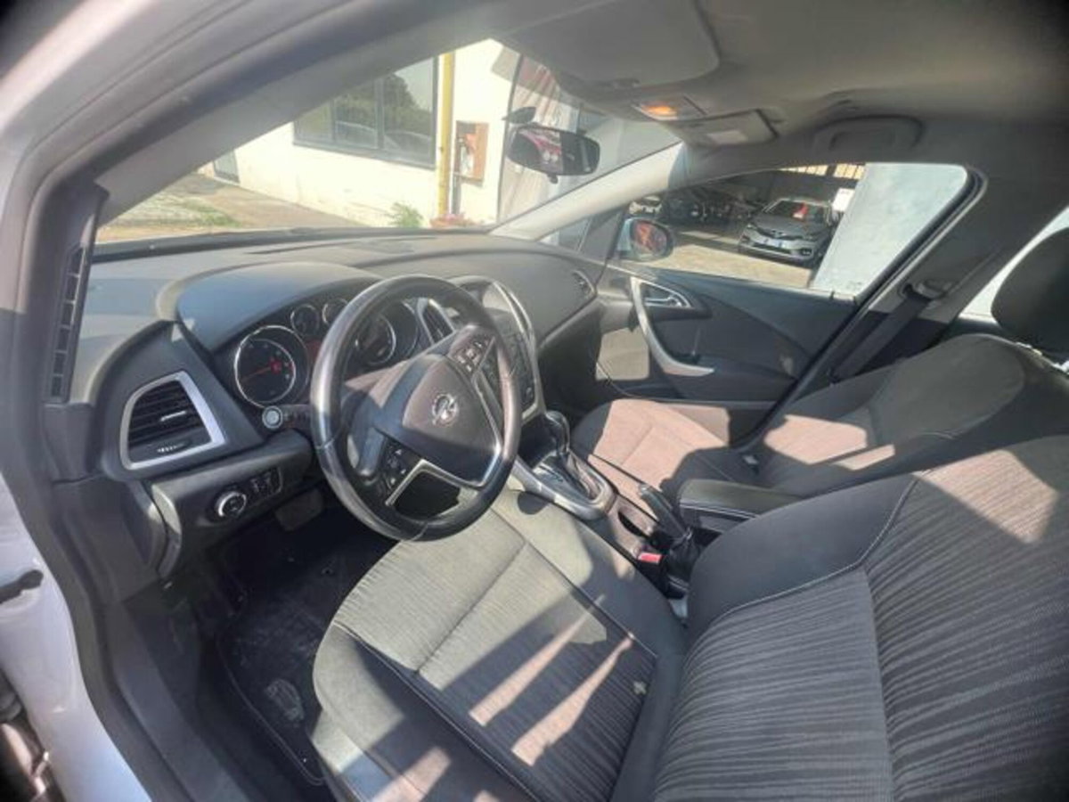 Opel Astra Station Wagon 1.4 Turbo 140CV Sports aut. Cosmo (10)