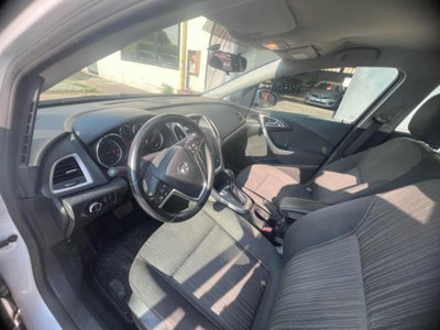 Opel Astra Station Wagon 1.4 Turbo 140CV Sports aut. Cosmo (10)