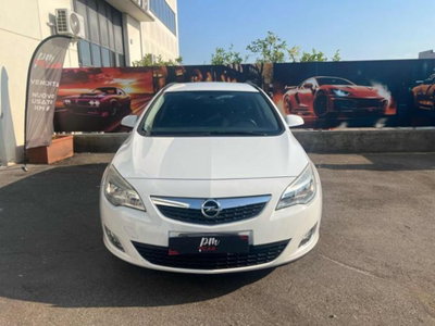Opel Astra Station Wagon 1.4 Turbo 140CV Sports aut. Cosmo (2)