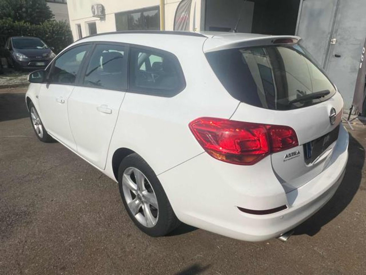 Opel Astra Station Wagon 1.4 Turbo 140CV Sports aut. Cosmo (7)