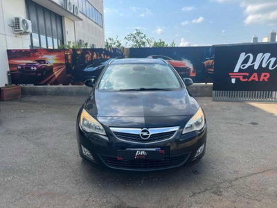 Opel Astra Station Wagon 1.7 CDTI 110CV Sports Cosmo (2)