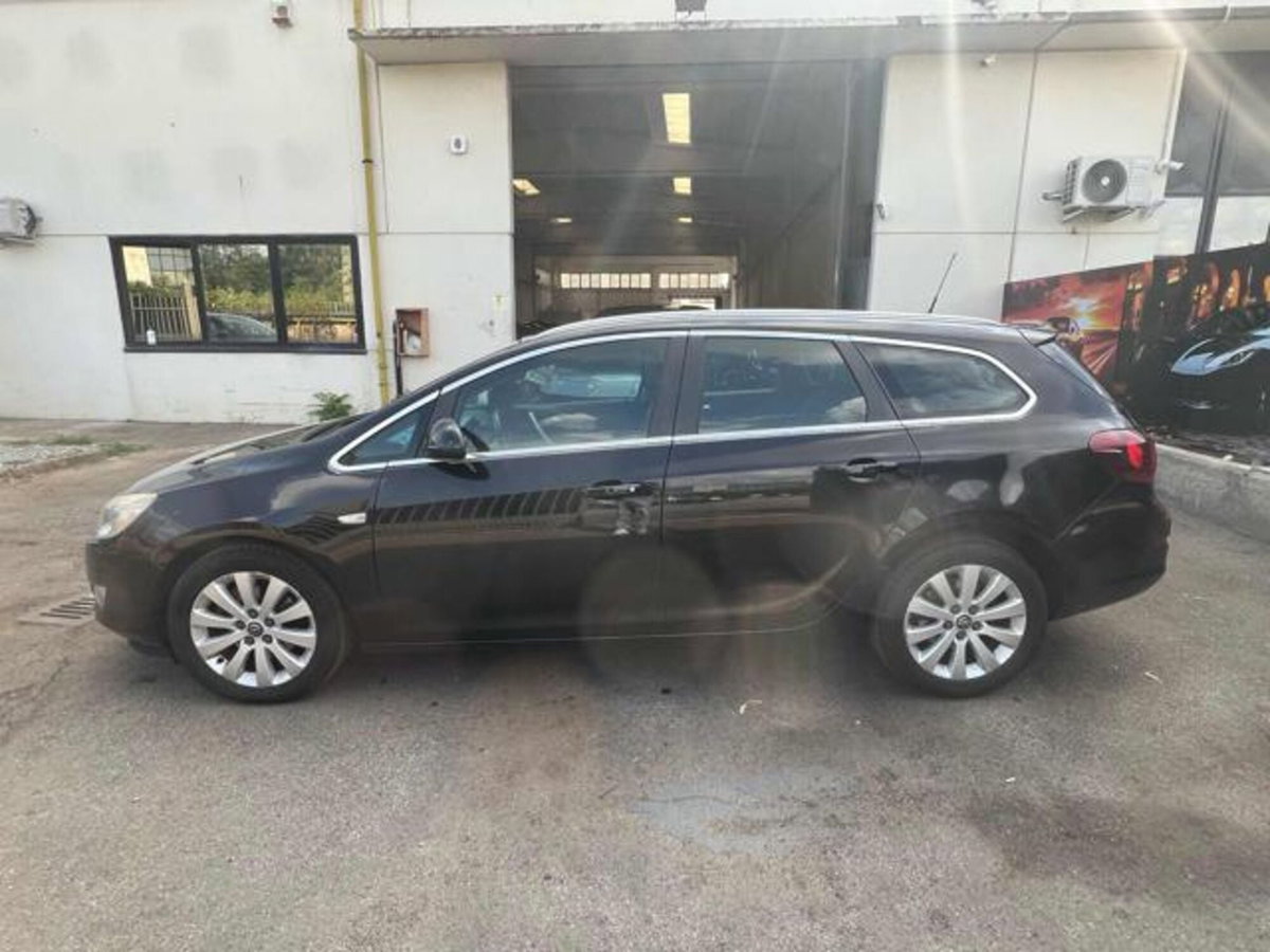 Opel Astra Station Wagon 1.7 CDTI 110CV Sports Cosmo (8)