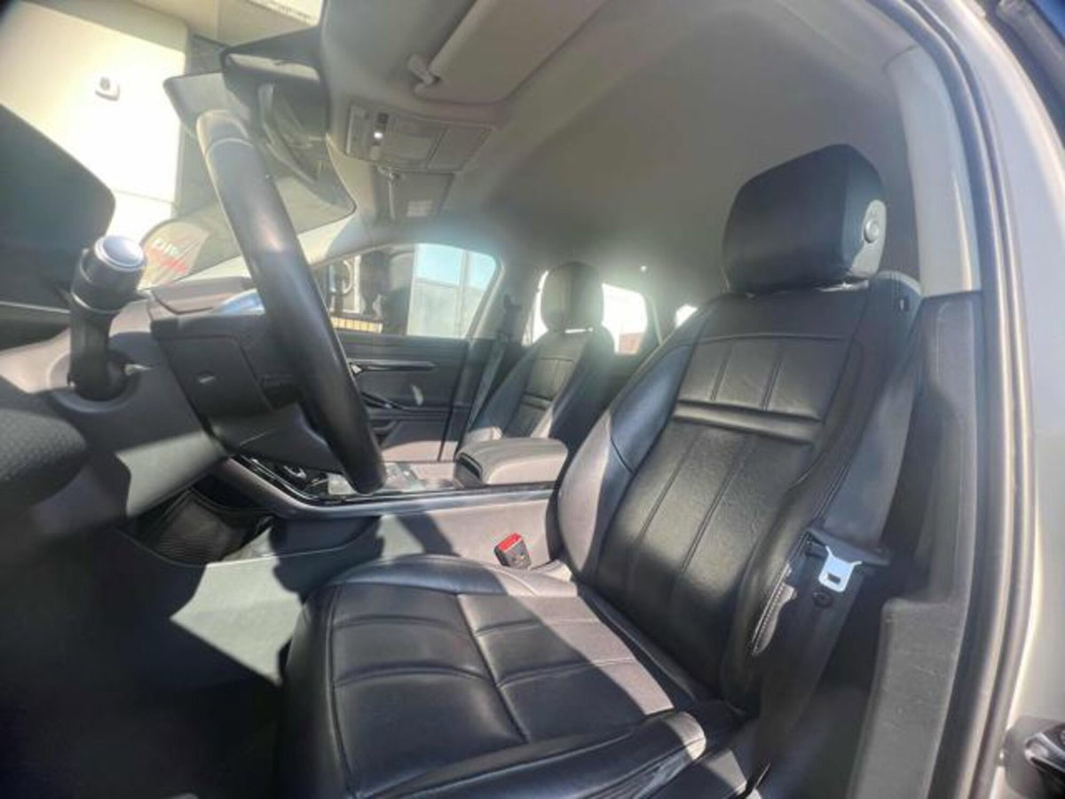 Land Rover Range Rover Evoque 2.0D I4 180 CV AWD Auto HSE (9)