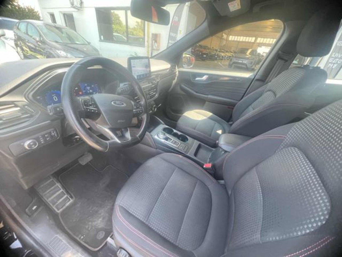 Ford Kuga 2.5 Full Hybrid 190 CV CVT 2WD ST-Line Design (6)