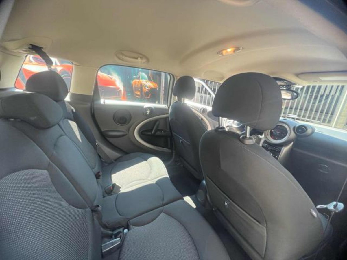 MINI Mini Countryman 1.6 Cooper D Countryman ALL4 (13)