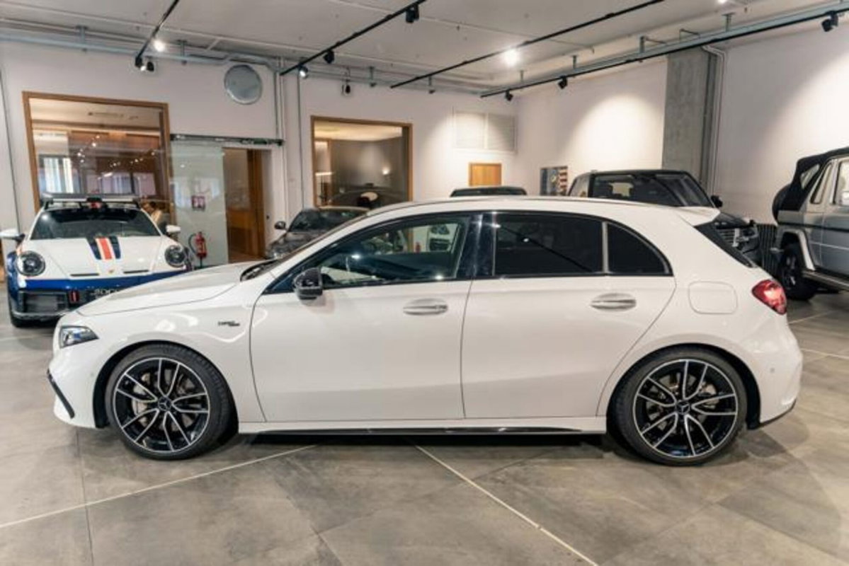 Mercedes-Benz Classe A Sedan AMG 35 AMG Line Premium 4matic auto (4)
