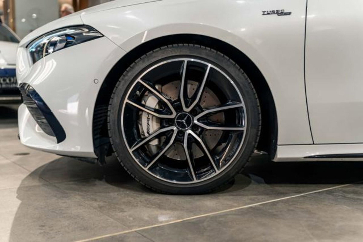 Mercedes-Benz Classe A Sedan AMG 35 AMG Line Premium 4matic auto (5)