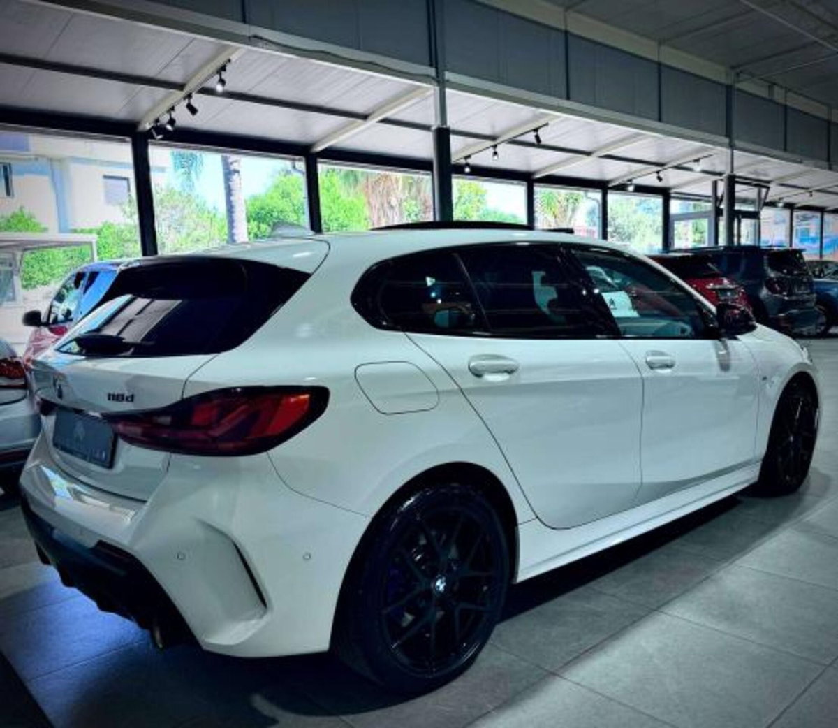 BMW Serie 1 118d 5p. Sport (7)