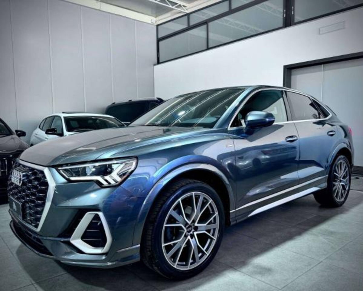Audi Q3 Sportback 2.0 tdi Business 150cv s-tronic (3)